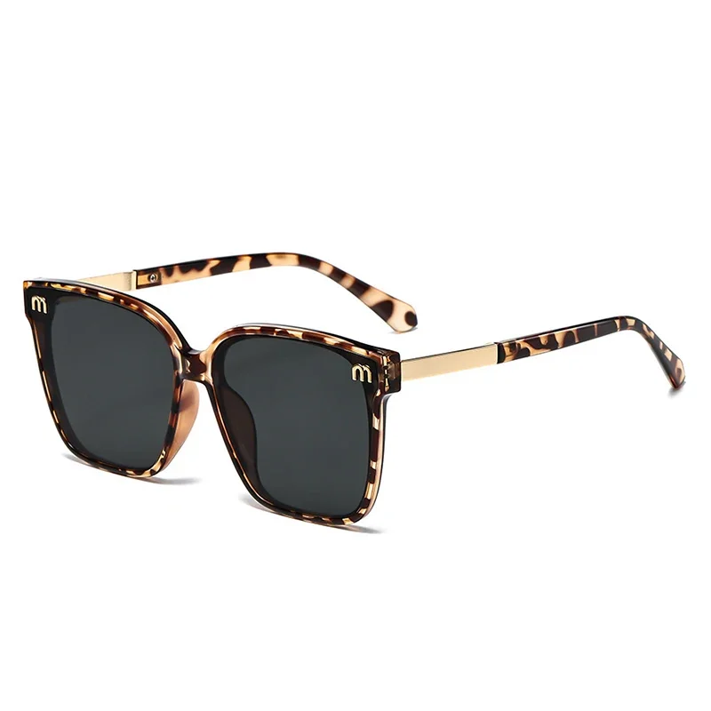 Luxury Designer Square Letter Mirror Sunglasses for Women - Trendy Vintage Travel Shades