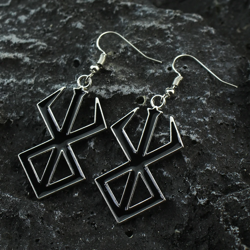 Pendant Earrings Japanese Anime Berserk Black Swordsman Guts Metal