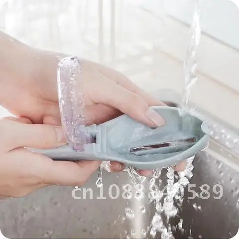 

Fish Scale Brush Skin Brush Grater Quick Disassembly Fish Knife Cleaning Peeling Skin Scraper Scraper Kitchen Tool
