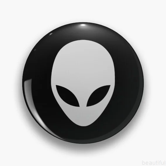 

Alien cute Brooch manga Funny Metal Clothes Gifts cute Brooch Badge Clothes