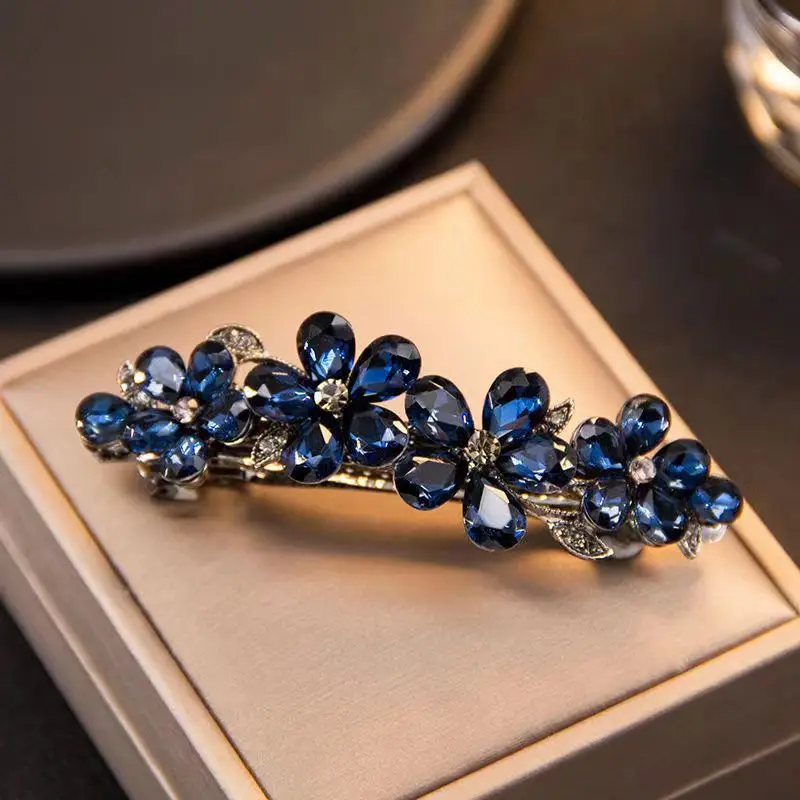 Korean Crystal Flower Spring Hair Clip Vintage Rhinestone Horizontal Clip Top Elegant Mom Fashion Hair Accessories hair clip