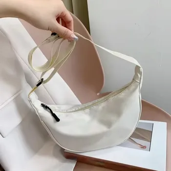 Fashionable Shoulder Bag Lightweight Commuting Armpit Large Capacity Simple Shoulder Bag 2