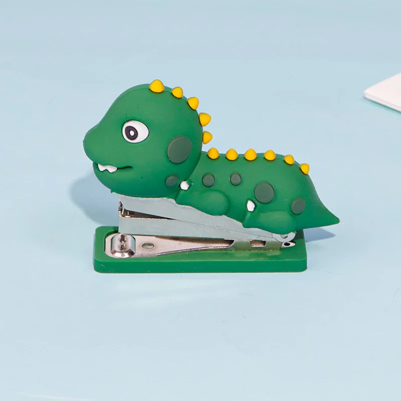 1PCS Red Panda Stapler Set 0453 Combination Type 10 # 10 # Adaptable 0010 Staple Needle Cartoon Mini mini stapler set