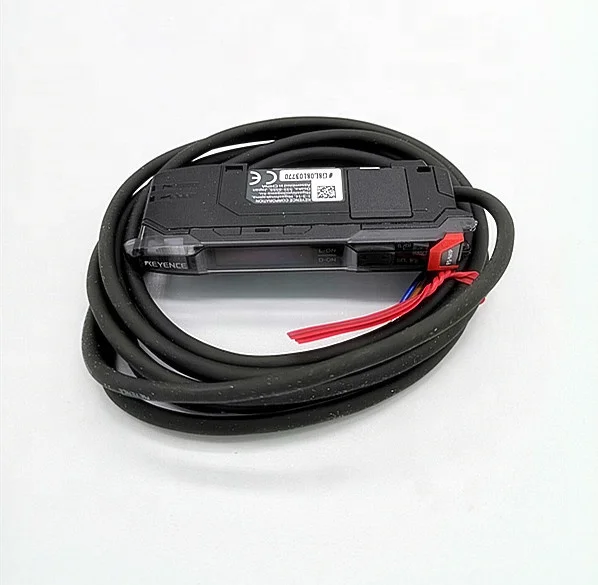 Keyence FS-N41Pデジタル光ファイバーセンサーファイバーアンプ