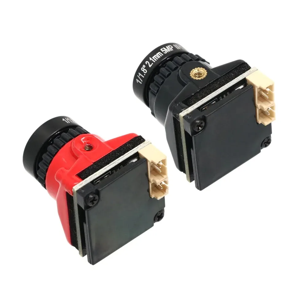 Caméra FPV 1800TVL 5MP Starlight 2.1mm fixée sur un châssis de drone, prête pour le vol.