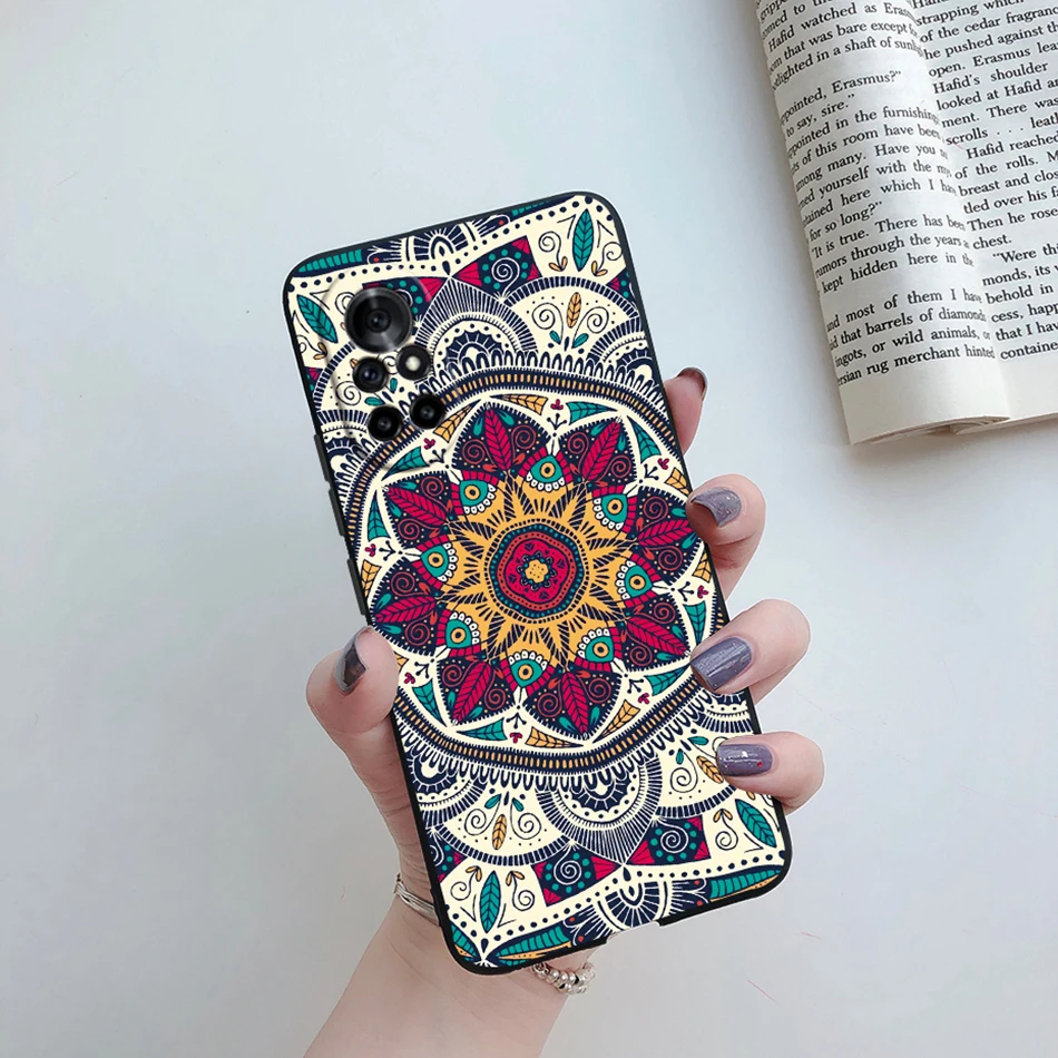 Floral Cat Cartoon Silicone Phone Protector Case - Stylish Back Cover