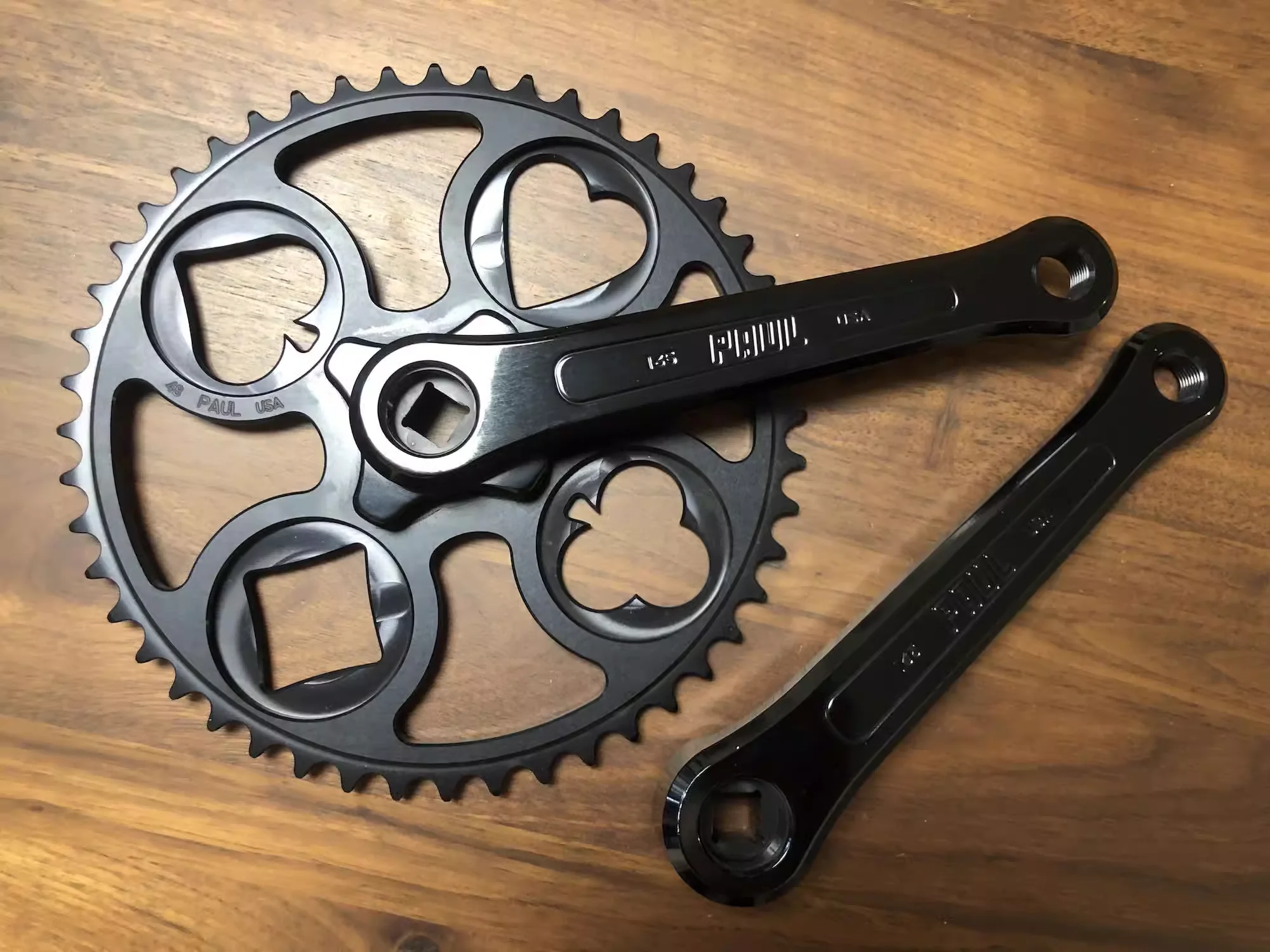 cartoes-de-poker-paul-retorno-as-irmas-chainrings-46t-limited-e-fora-de-impressao