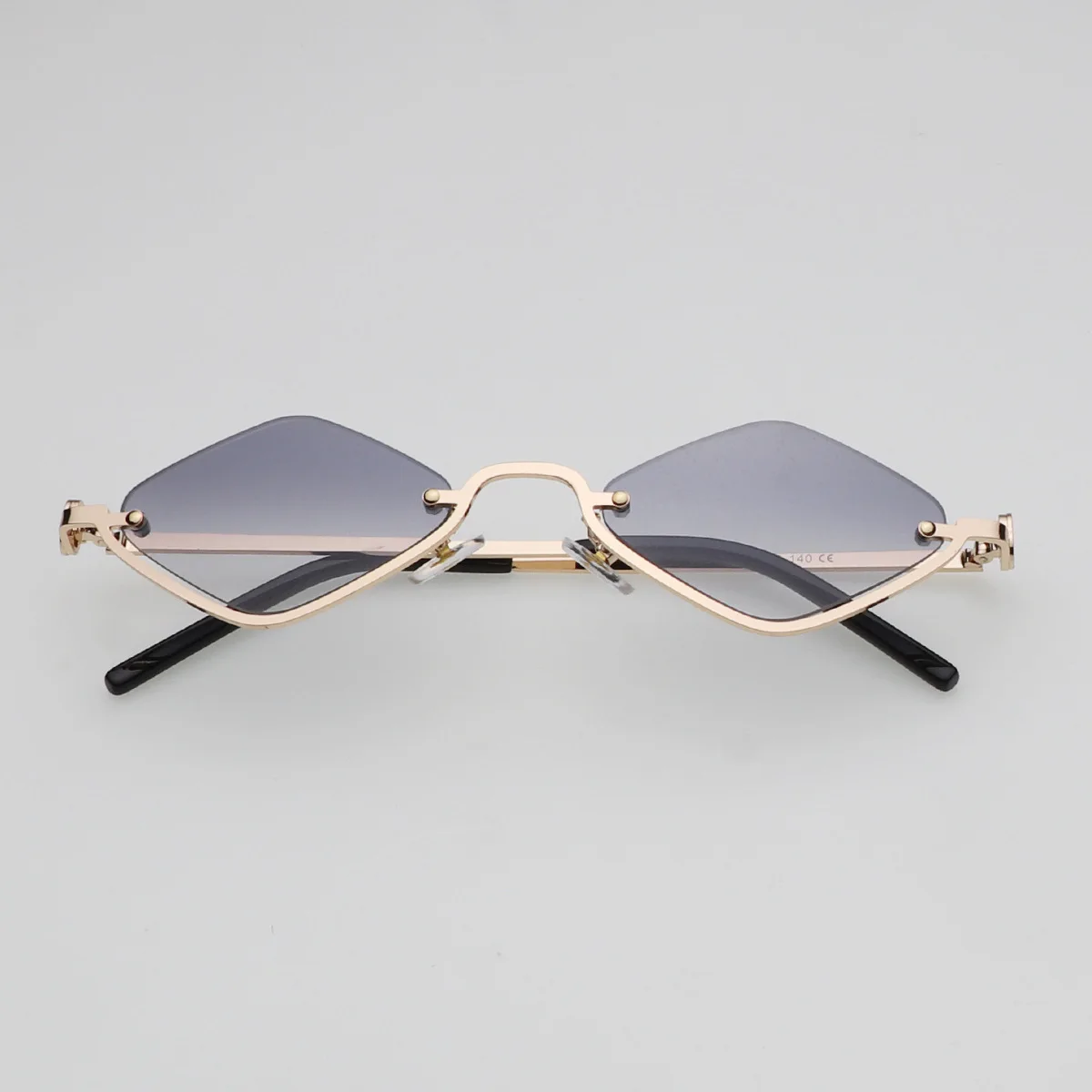 Mode Vintage kleine polygonale Sonnenbrille Frauen neue Marke Metall Halb rahmen elegante Sonnenbrille Damen y2k sexy Cat Eye Shades – Detail 15