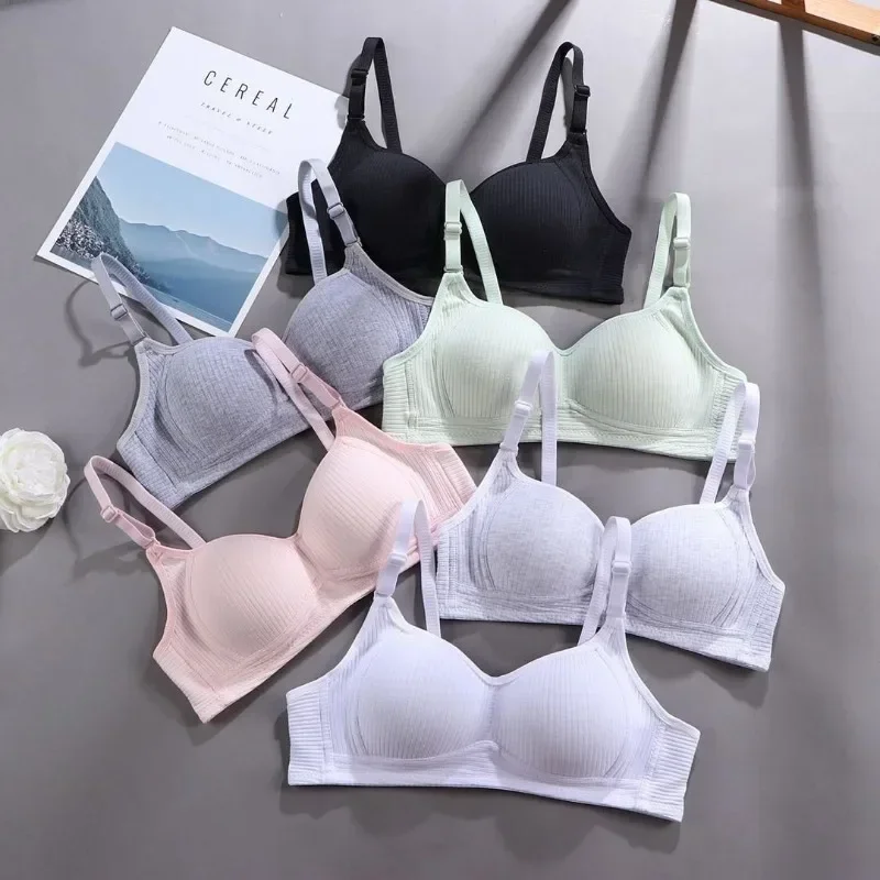 

New bra lingerie for girls Comfortable breathable thin cup High school students put together a no-wire bra bra