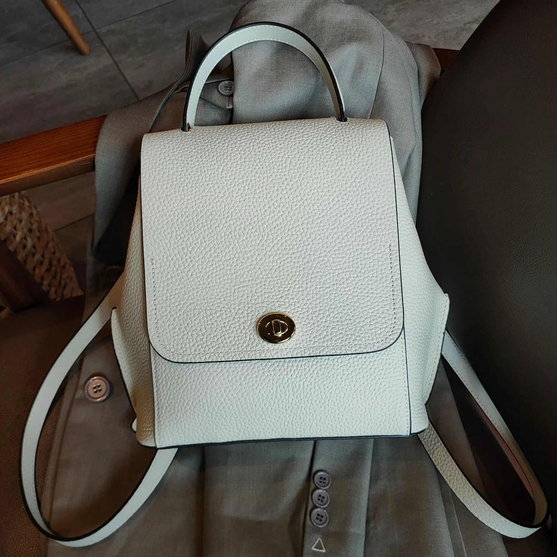 2024 Ins Vintage Women Backpack Cowhide Leather High Quality Female Shoulder Bag College Girl School Book Backpacks Daypack 2