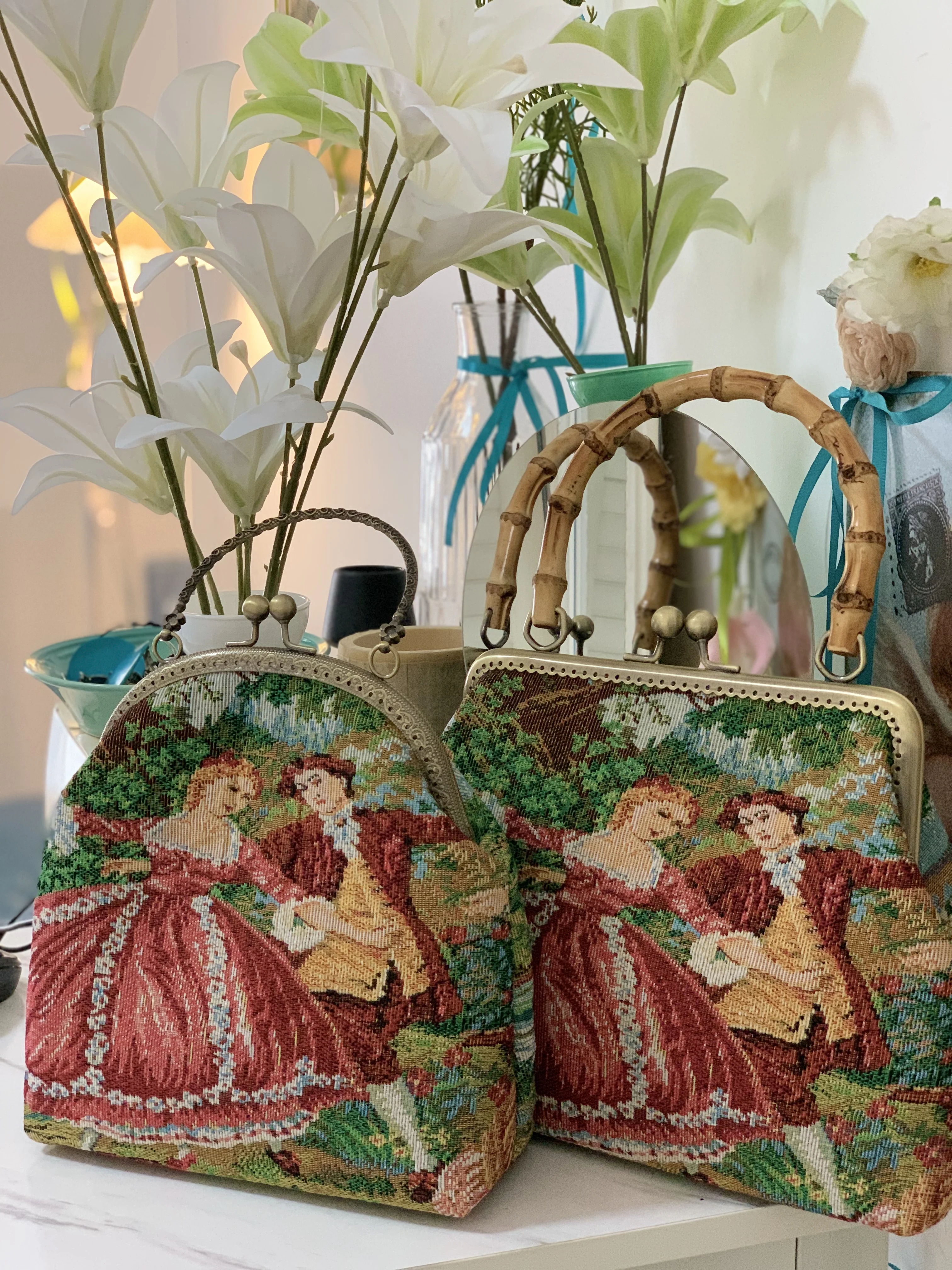 Dorothy's Secret Vintage Frame Bag main image 0