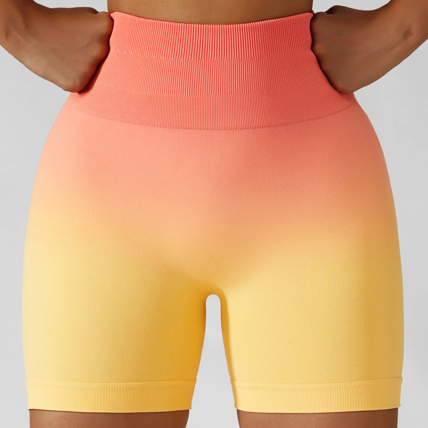 

Summer 2022 New Alphale High Waist Ombre Short Pants