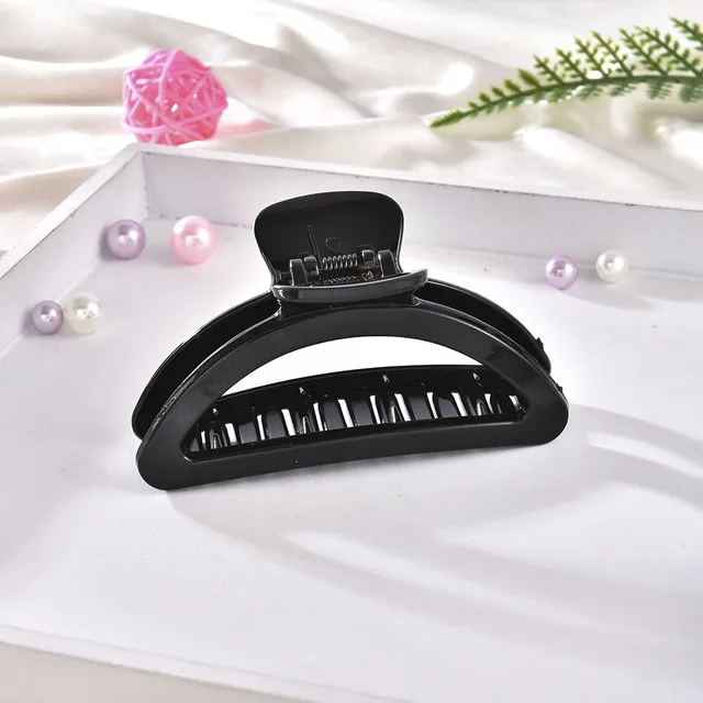 Women Girls Geometric Hair Claw Clamps Metal Hair Crab Moon Shape Hair Claw Clip Solid Color Hairpin Large Size Hair Accessories AO335