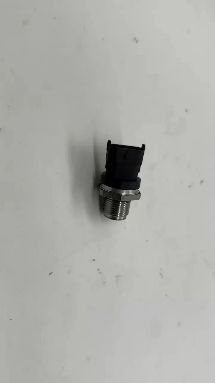 В наличии 1/3 шт. Датчик давления в топливной рампе 0281006164 Для Alfa Romeo VAUXHALL OPEL SUZUKI PEUGEOT