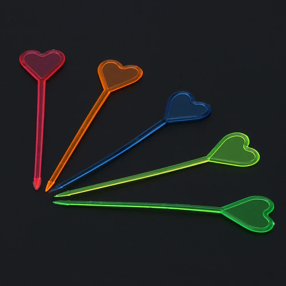 50pcs Plastic Fruit Forks Disposable Fruit Toothpicks Cute Colorful Portable Creative Love Heart Shape Kitchen Accessories