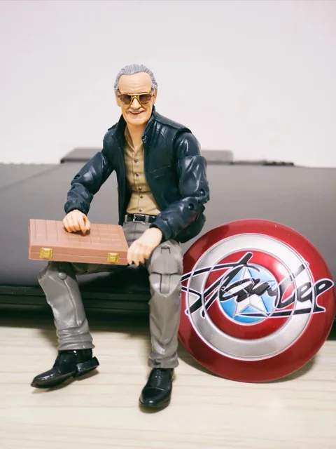 スタンリー フィギュア　マーベルレジェンド マーベルレジェンド（Marvel Legends）80周年記念 スタン・リー