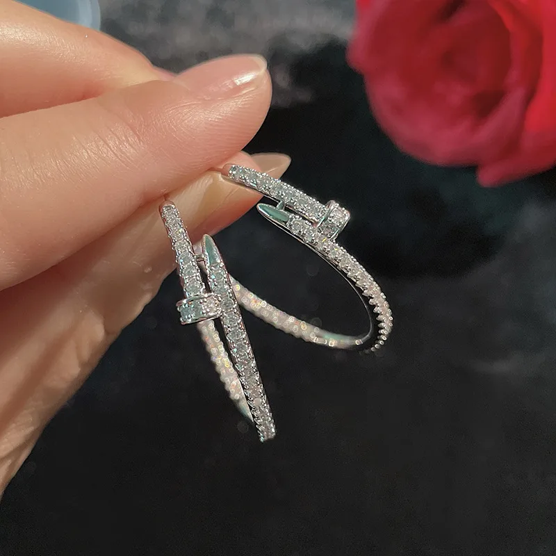 

Luxury Punk Trend Zircon Nails Hoop Earrings Ladies Circle Statement Party Show Banquet Jewelry 2023 New Brincos aretes Aros