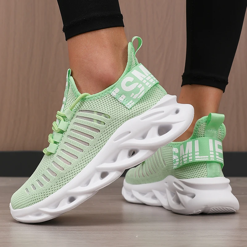 Fashion Women Shoes Platform Mesh Jogging Summer Outdoor Training Sneakers Lace Up Breathable Casual Hiking Shoes Tenis femenino
