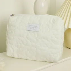 Floral Large-Capacity Waterproof Travel Cosmetic Bag (WHITE)