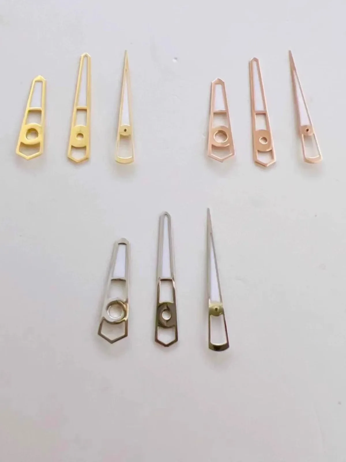 

NH35 Серебряная ручная трехручная зеленая Люминесцентная подходящая для калибра NH35/364R/7S