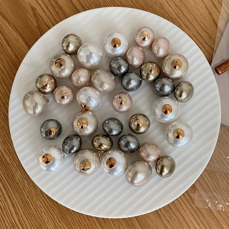 Slide image 81be661619594ceb8decce1ce224220e