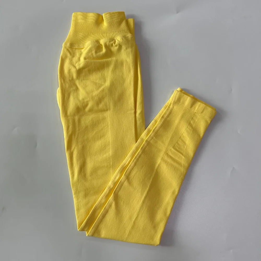 NO LOGO LIGHT YELLOW