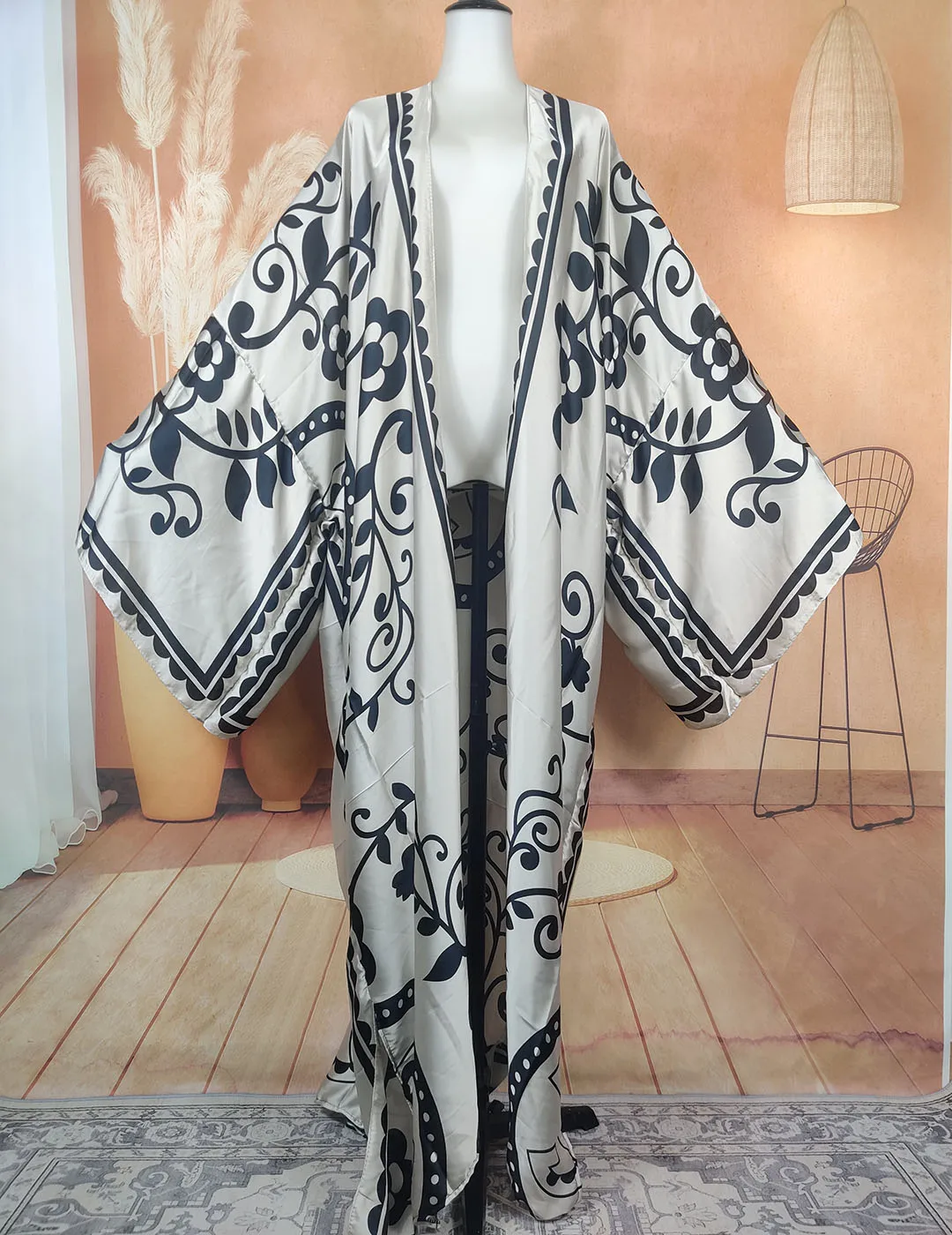 

2023 African Popular Printed Bohemian Silk Loose Long Cardigans Oversize Summer Beach Women Bikini Cover Up Kimonos For Lady