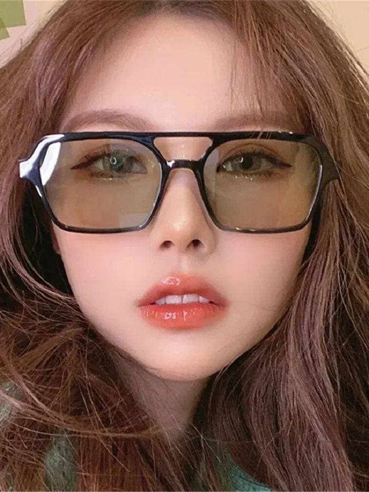 Lunettes De Soleil Carrées Vintage Femmes Rétro Marque Miroir Lunettes De Soleil Femme Noir Jaune Mode Bonbons Couleurs Cadre Noir Verres Jaunes