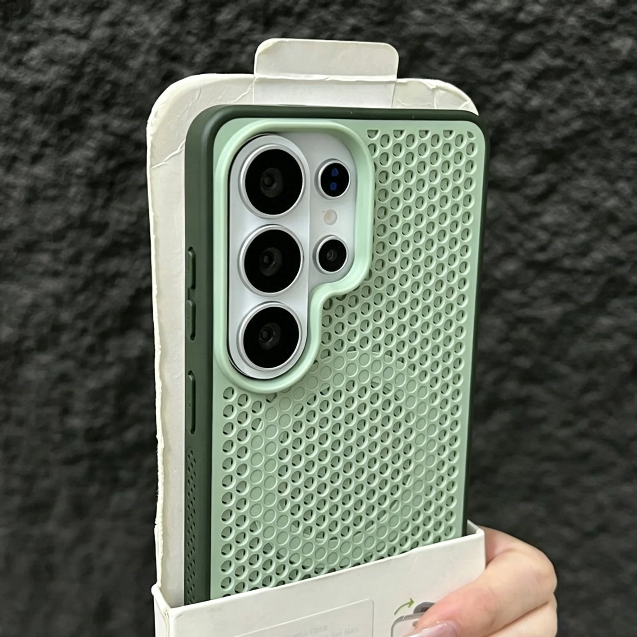 Sleek Matte Shockproof Magnetic Heat Dissipation Case with Frosted Finish
