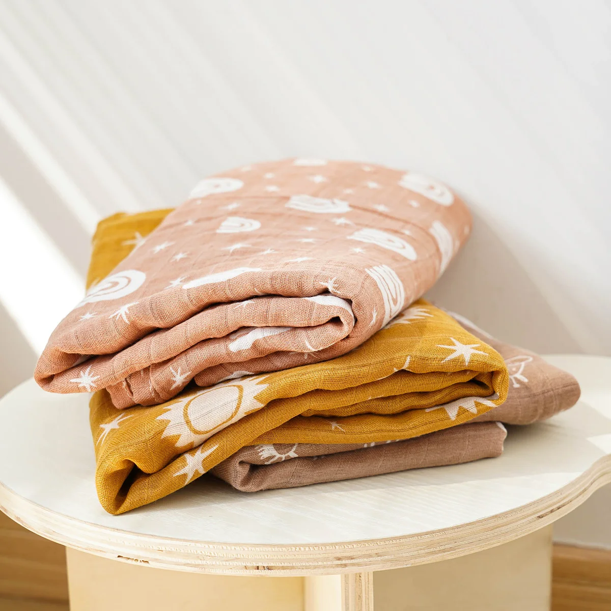 Cotton Muslin Blanket Cotton Blanket Swaddle Blanket Cotton Swaddle Cotton Gauze Blanket 120x110cm 2 Layers Baby Muslin Swaddle Blanket Skin-Friendly Cute Print Baby Towel Wrap Bamboo Cotton Blanket