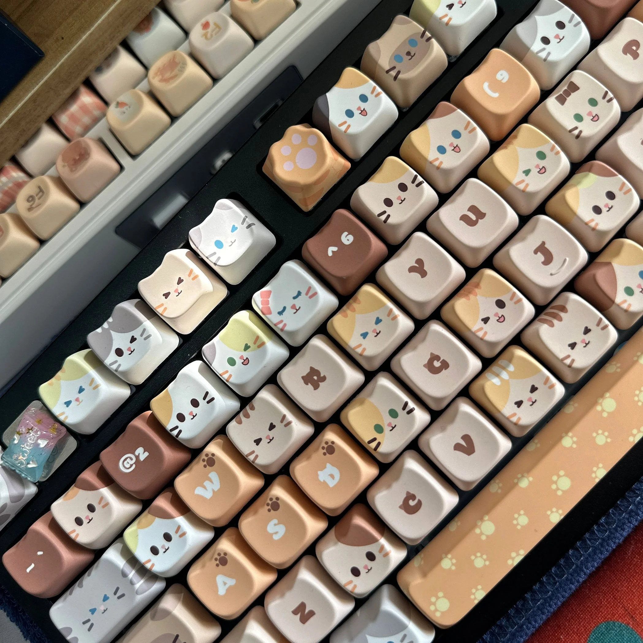 Cute meow keycaps cat head mao profile pbt key cap dye sublimation for