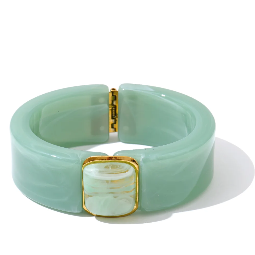 YH7591A Green