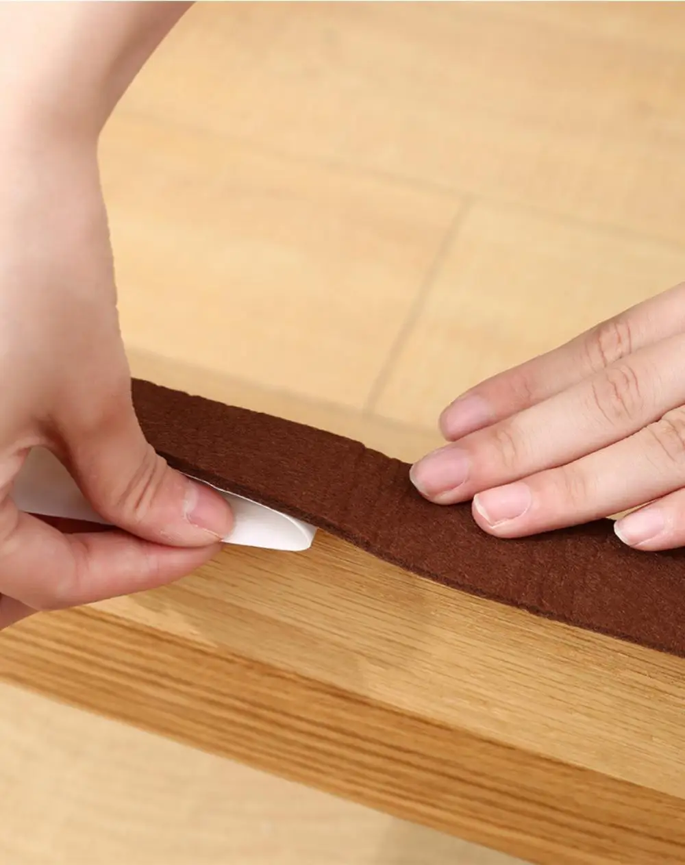 Description Picture 2 of itemSelf Adhesive Chair Leg Felt Pads Protectors Anti-slip Furniture Feet Pads for Hardwood Floors Freely Crop White/brown