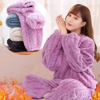 Women’s Flannel Winter Pajama Set 1