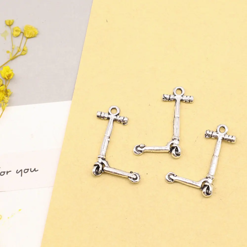 

10pcs 17x25mm Skateboard Charms Pendant Car Accessori Jewelry Trendy Antique Silver Color