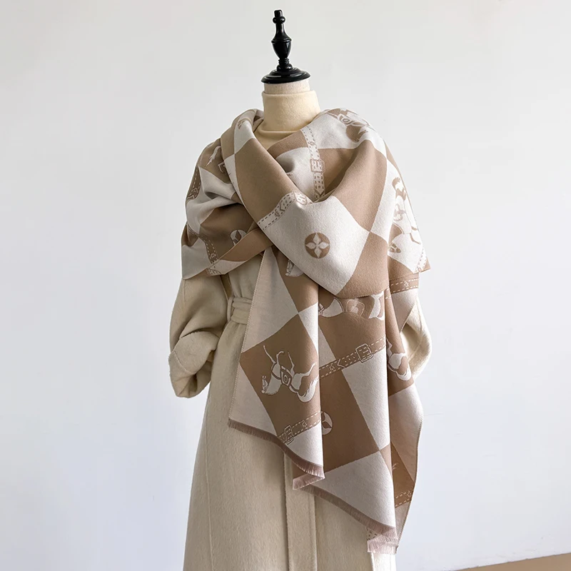 Elegant Heart Pattern Scarf Imitation Cashmere Soft Warm Versatile Shawl Coldproof Windproof Blanket Scarf for Autumn Winter