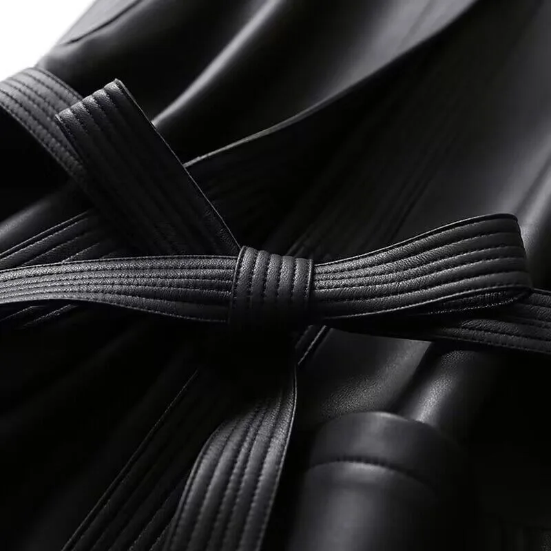 Рисунок 4 - Женская куртка из ПУ кожи без рукавов