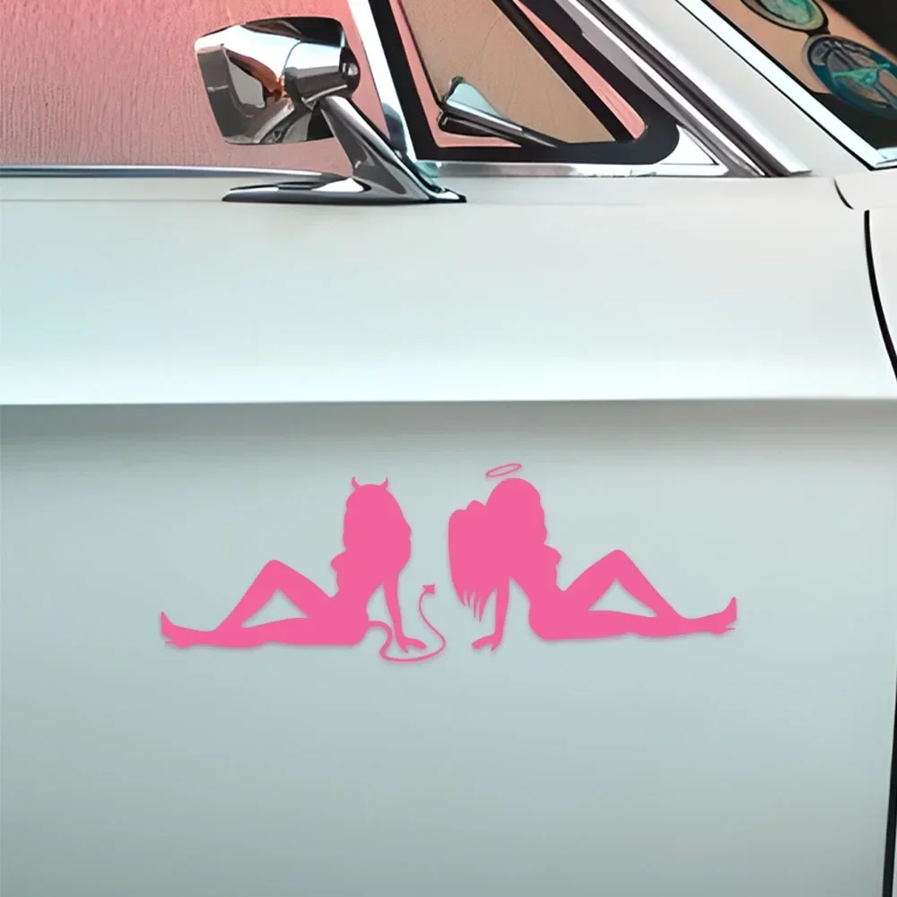다채로운 천사와 악마 소녀 실루엣 스티커 다양한 색상으로 제공되며, 오토바이, 노트북 장식에 적합합니다.