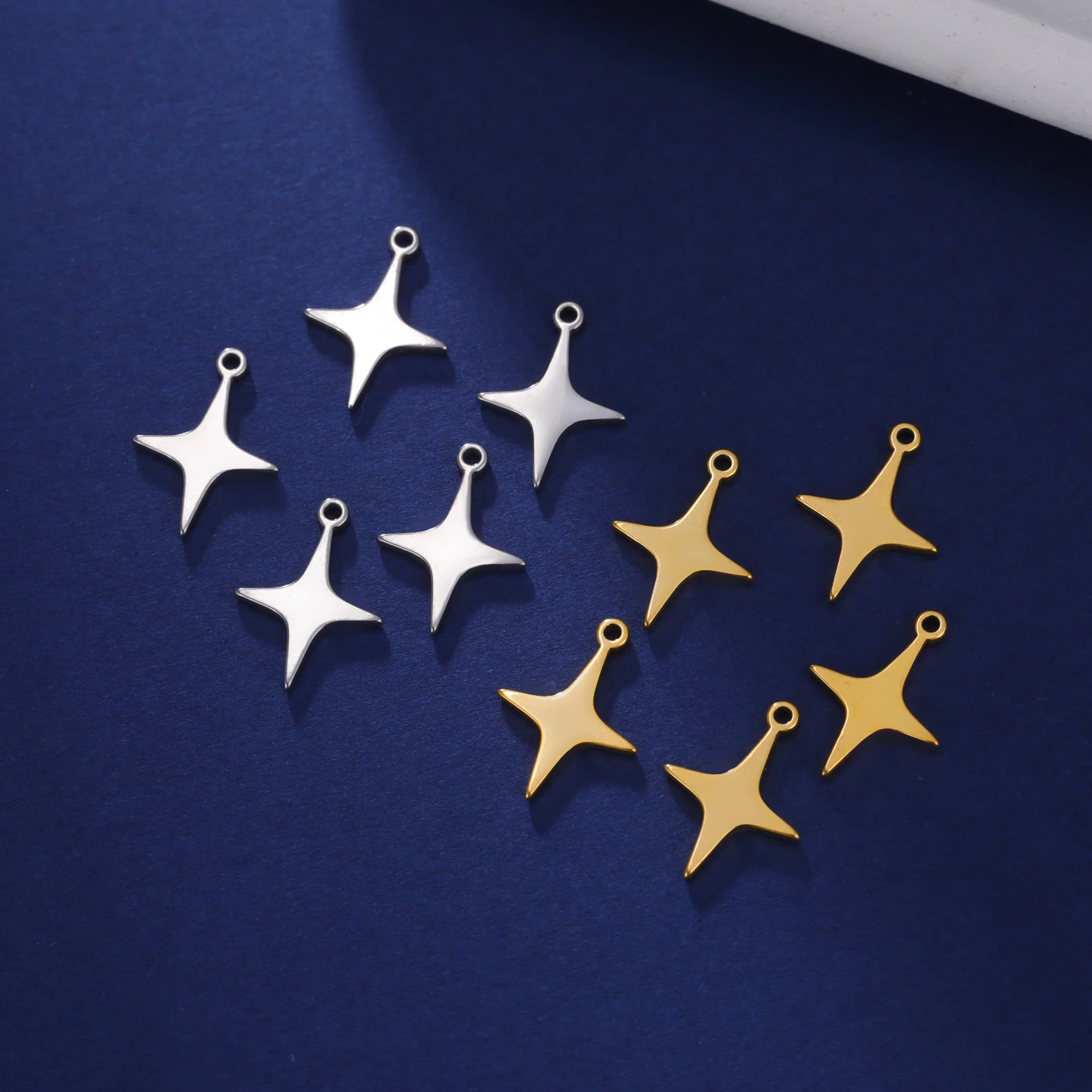 Collier à 5 Breloques 