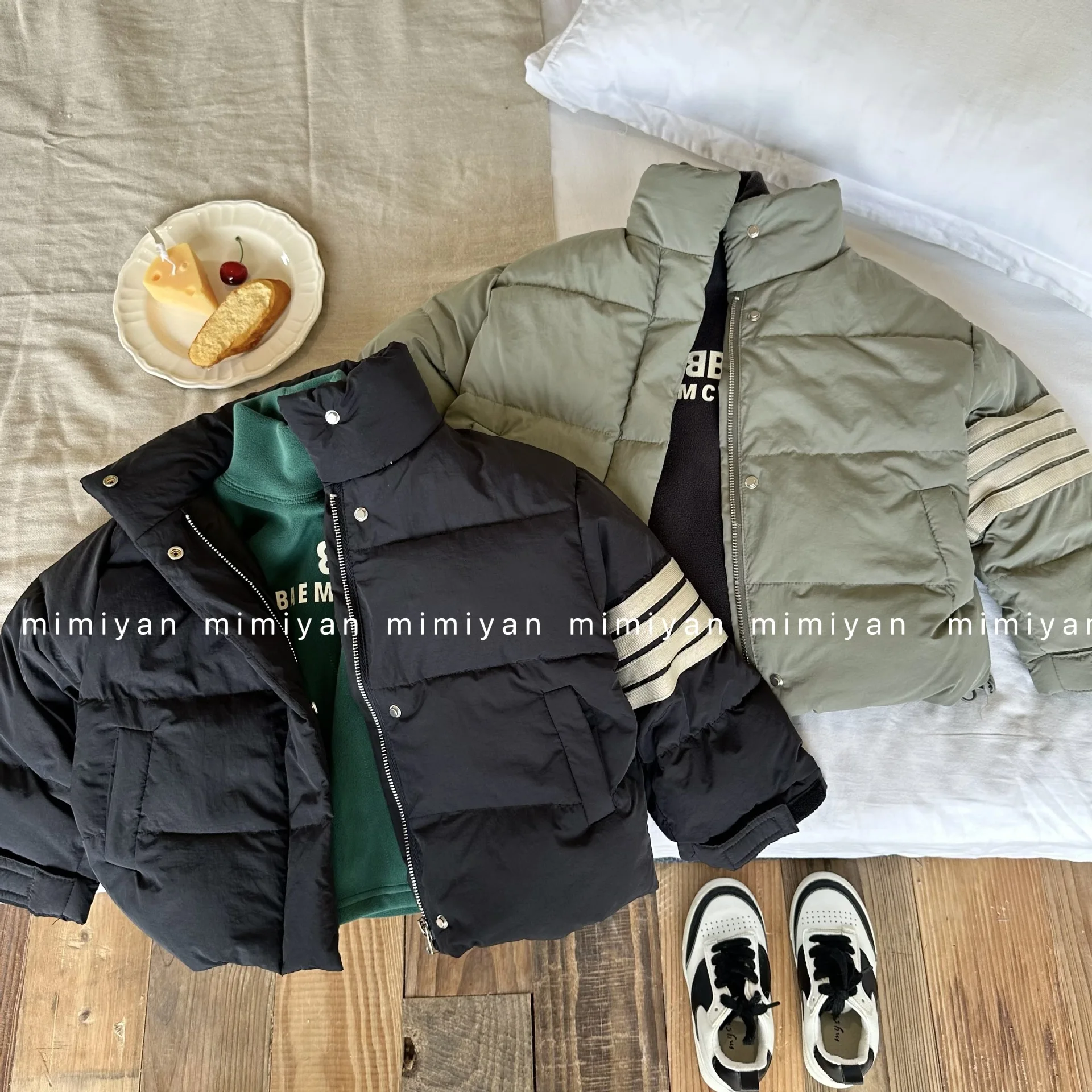 

Children down jacket 2023 slanted eyes winter new private pure yarn dyed with baby down jacket brief paragraph coat