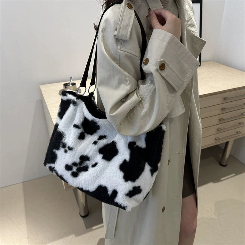 Women Armpit Bag Plush Handbag All-matching Shopping Dating Bag Large Capacity Top Handle Bag Korean Styles Shoulder Bag