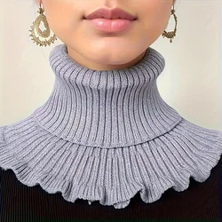Elegant Ruffled Edge Black and White Knitted Scarf - Soft, Thick, and Warm (Gray)