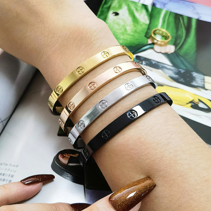 Beautiful Lovers Bracelets Woman Stainless Steel Bangles Cubic Zirconia Golden Jewelry Gifts
