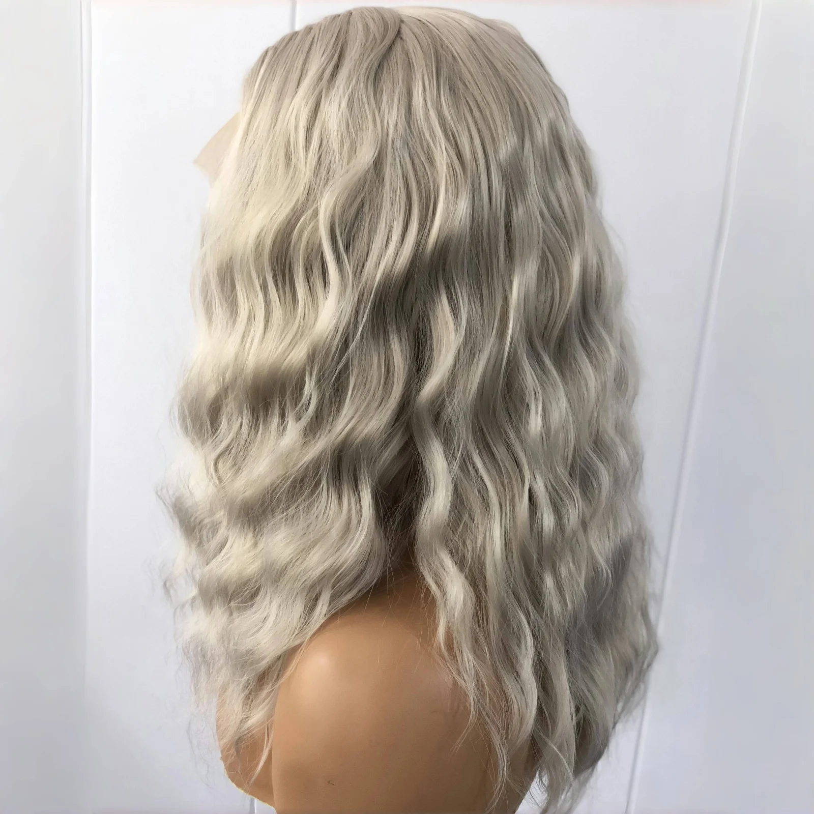 Synthetic Wig Short Curly Wavy Silver Grey Lace Front Wig Synthetic Hair Natural Deep Wave Gray Colored 13X4 Frontal Bob for Women Party