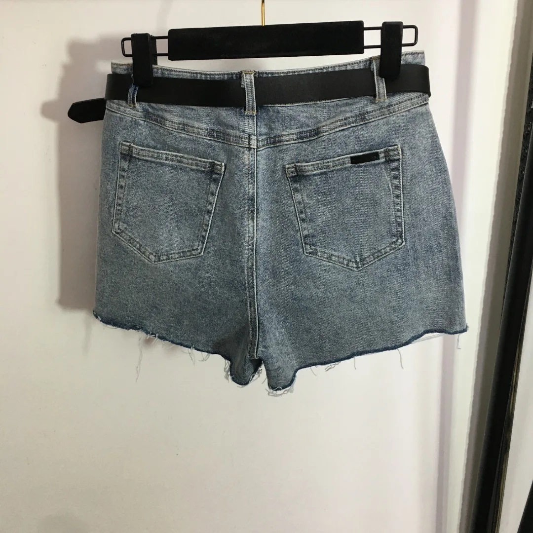 

23 summer new niche design washed water to do the old raw edge denim shorts with a belt slim fit all-match