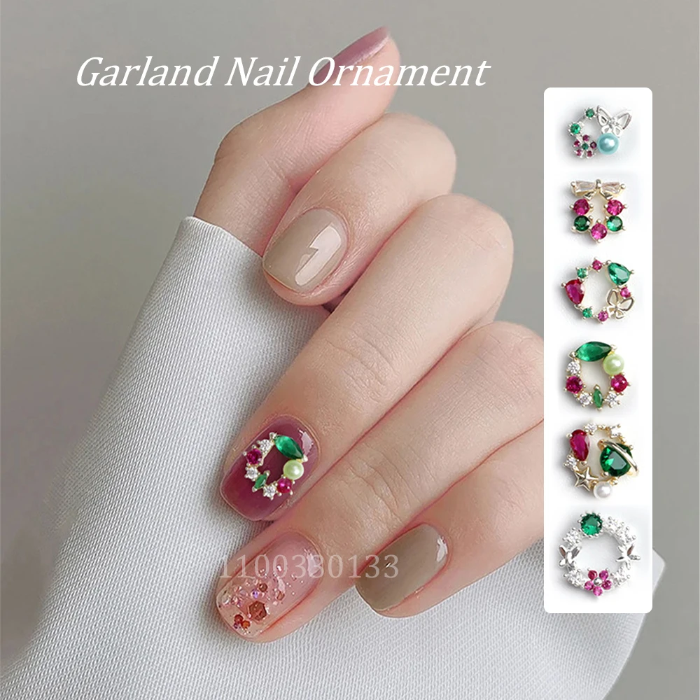 

Christmas Garland: Zircon Diamond Charm Circle Nail Adorn Ornament Floral Ring Crystal Jewelry Butterfly Star Nail Gel Embellish
