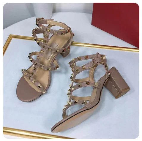 

Women Famous Brand Sandals Anklep Wrap Buckle Strap Front Open Toe Null Shoes With Gold Studded Microfiber Leather 6cm Pumps