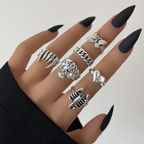 Punk Metal Multi Element Ring Set For Women Men Antique Silver Butterfly Snake Skull Finger Rings Gothic Jewelry Gift