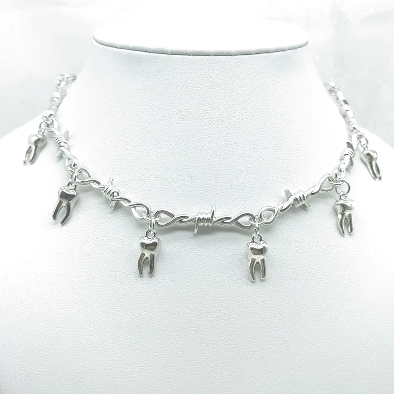 

2022 Brand New Hip Hop Gothic Punk Barbed Wire Thorns Teeth Pendant Brambles Unisex Choker Necklace Men Women Party Gifts