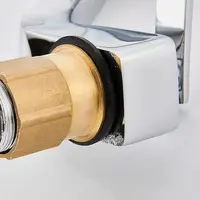 เดี่ยวเดี่ยวหลุมแฟชั่นอ่างล้างหน้าอ่างล้างจานก๊อกน้ําร้อนและเย็นห้องน้ําก๊อกน้ําดาดฟ้าติดตั้งก๊อกน้ํา 3